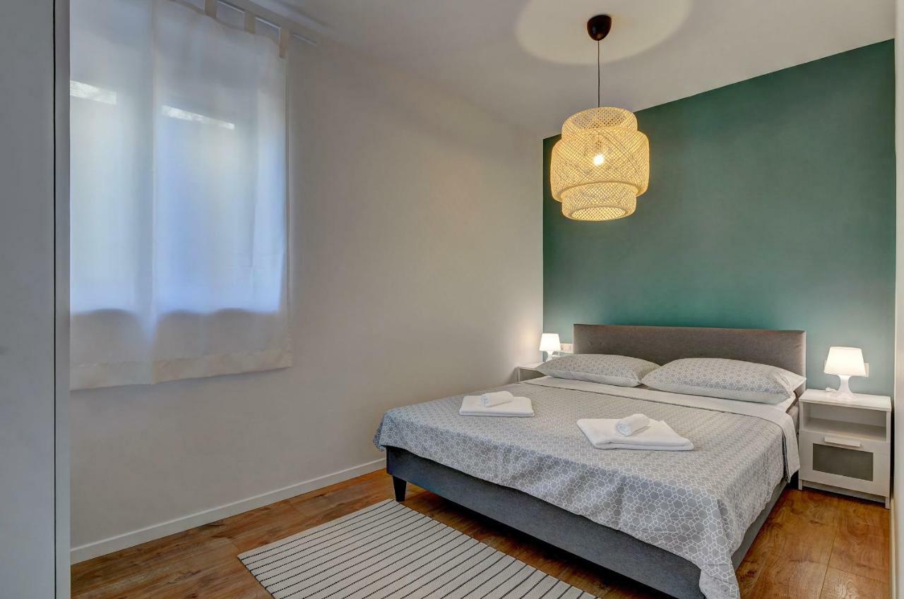 Apartman D Pula Dış mekan fotoğraf